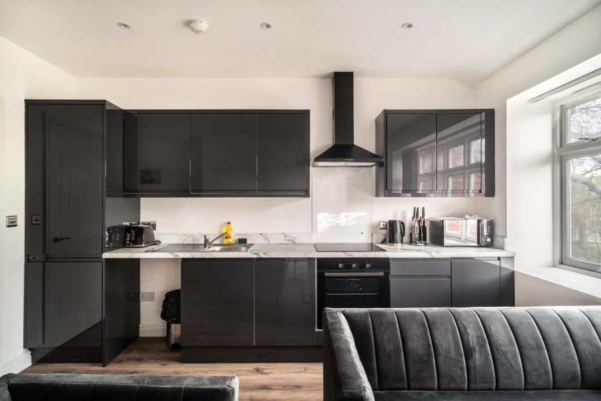 Apartment Spacious 2 Bed In Liverpool Waterloo